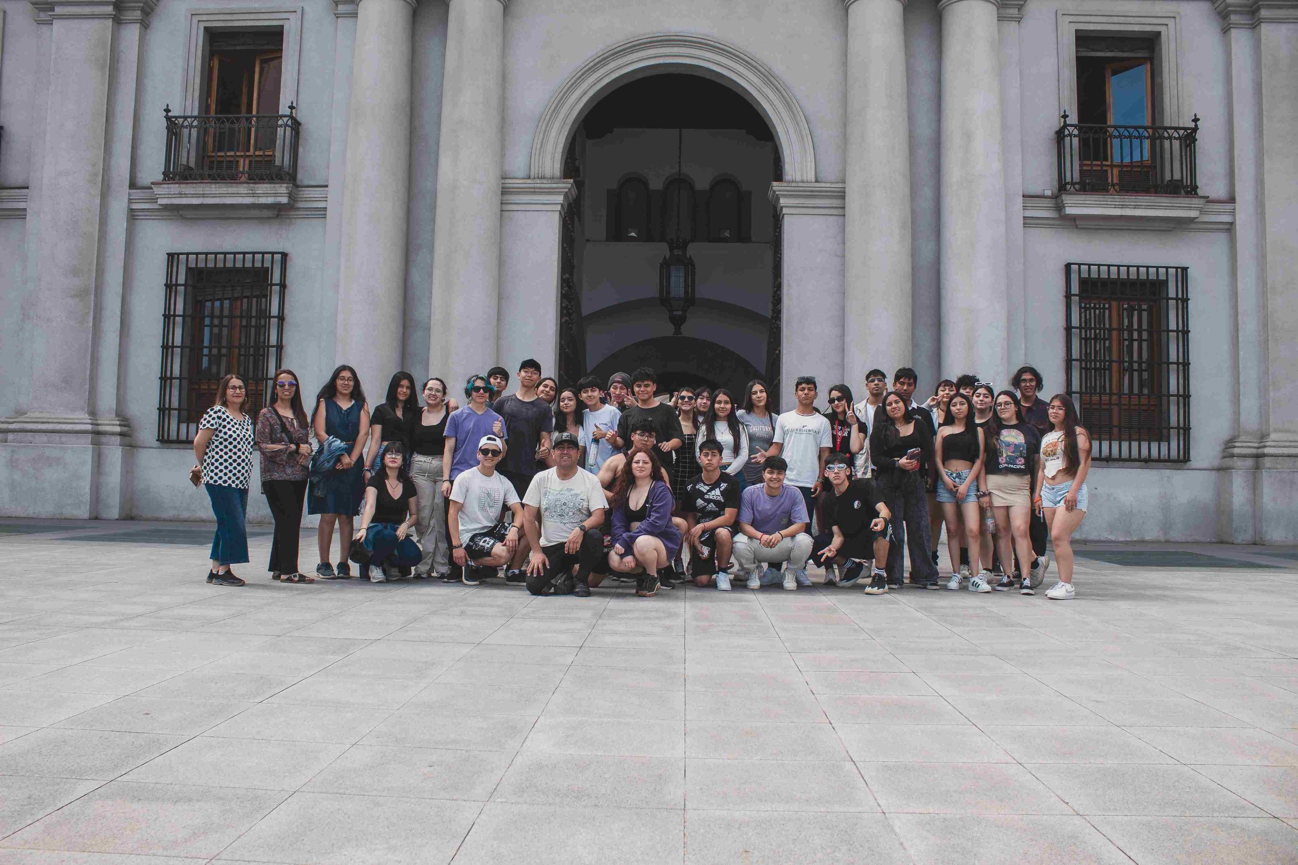 🌟 ¡Únete al programa #GiraDeEstudio de Sernatur y vive una aventura en Santiago! 🌟